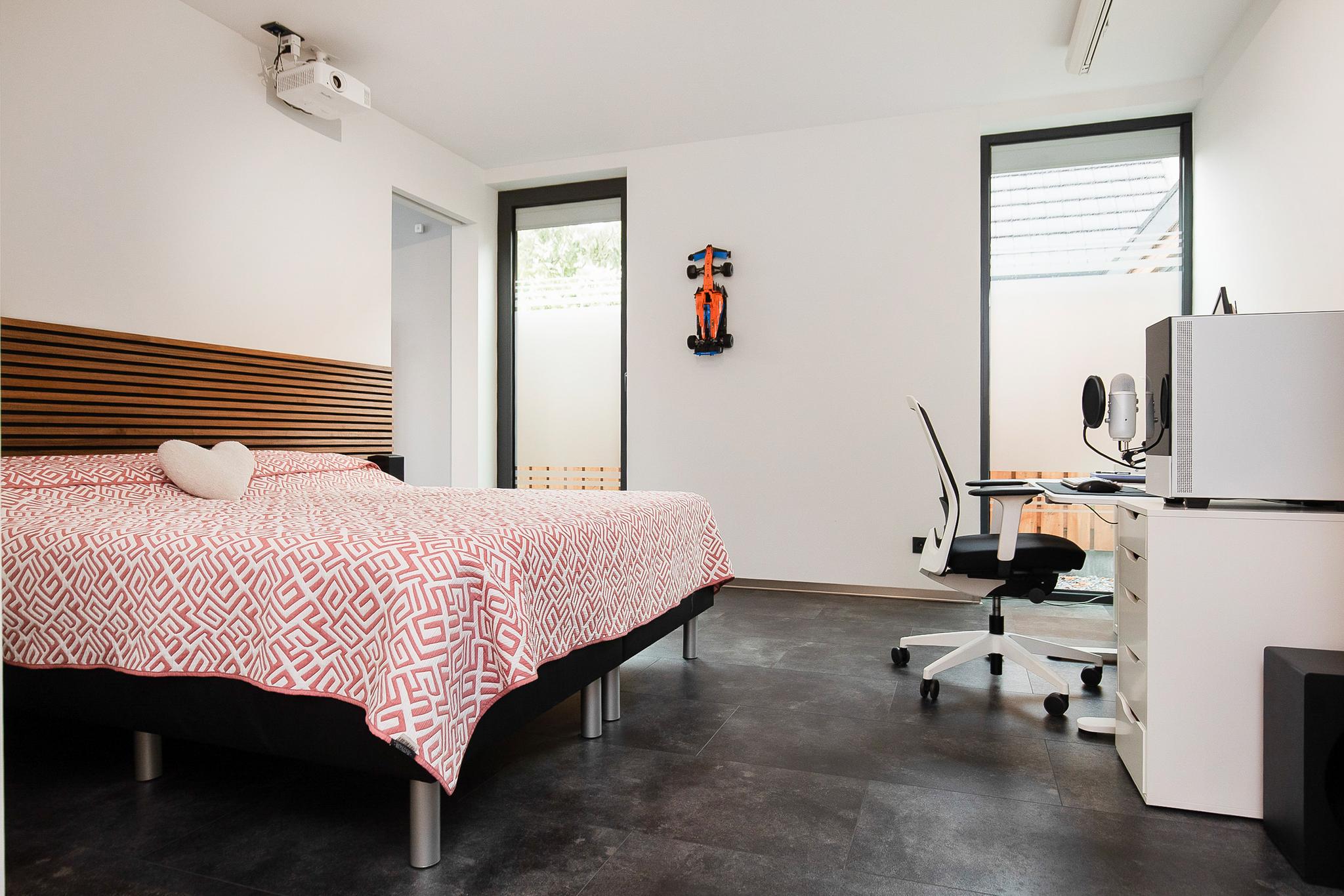 Spieringweg 1099 A, 2136 LP Zwaanshoek 27